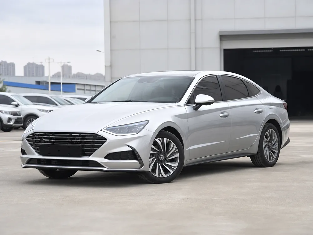 Hyundai Sonata 2 2021 Silver Korean used sedan for export
